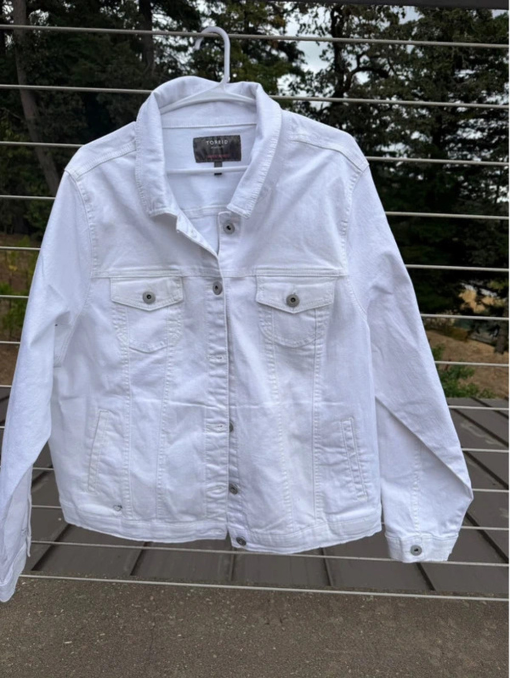 NWT Torrid white denim jean jacket size 3